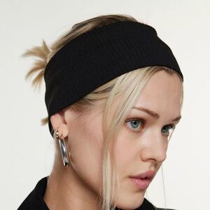 Urban Outfitters Black Ribbed Headband